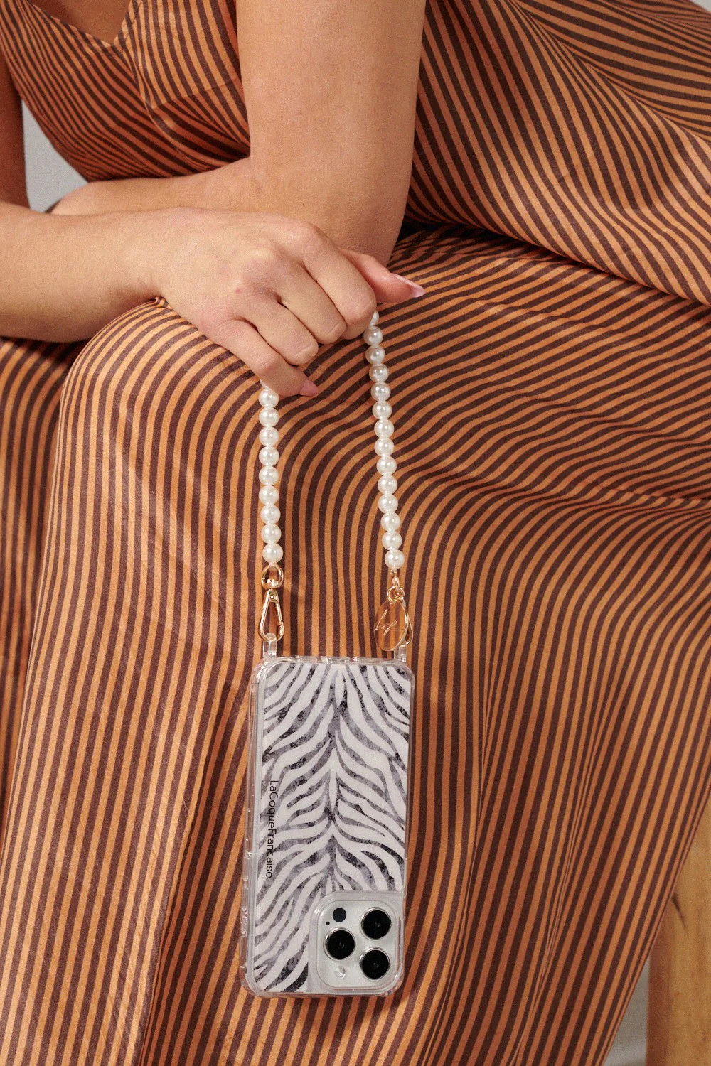Chaine Courte Agathe Blanc 40 cm - Image 3