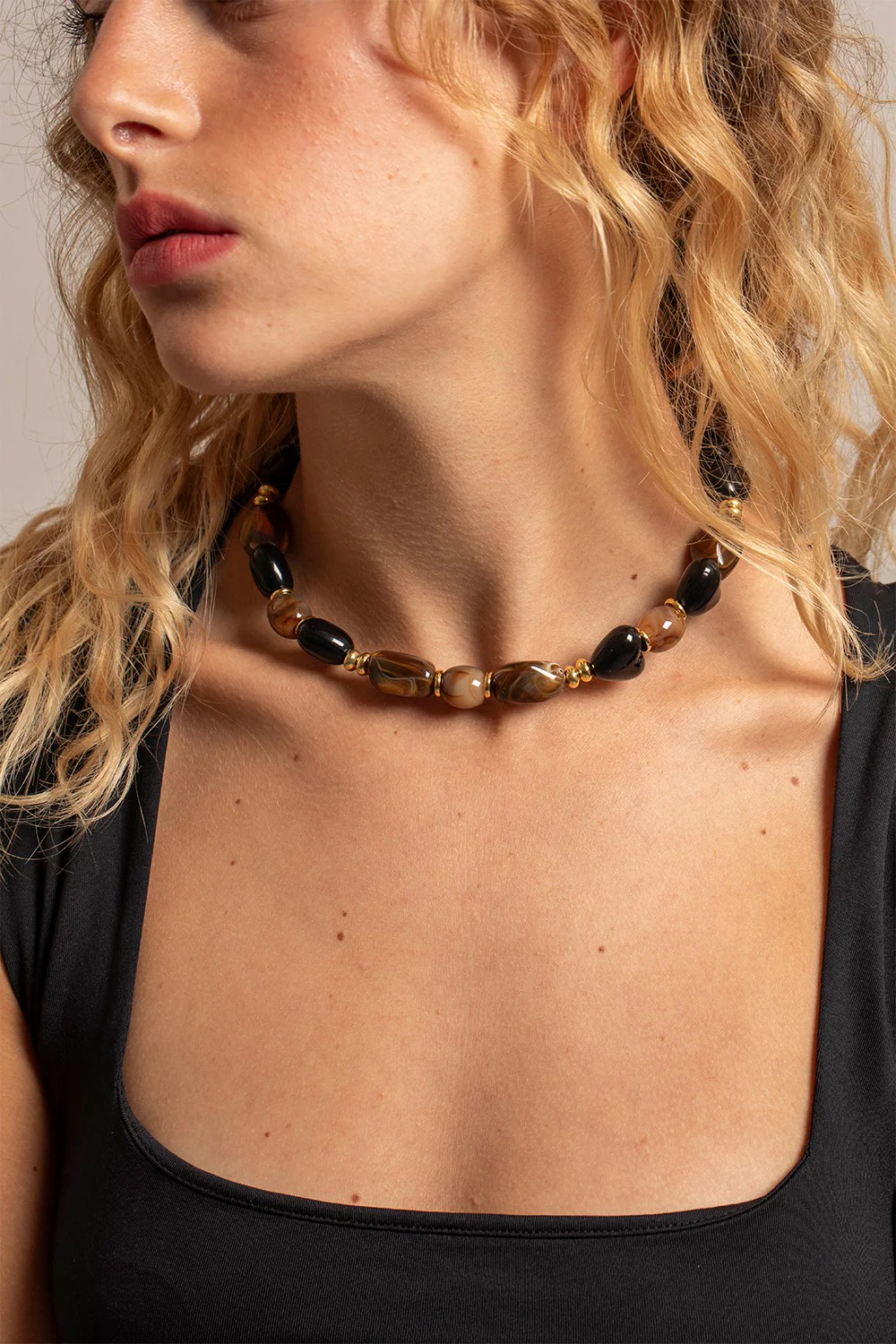 Chaine Courte Dara Noir 40 cm - Image 2